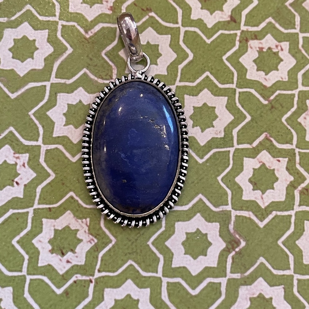 Natural Lapis Lazuli Oval Silver Plated Pendant – Deep Blue Vintage Style - NEW - Picture 3 of 6
